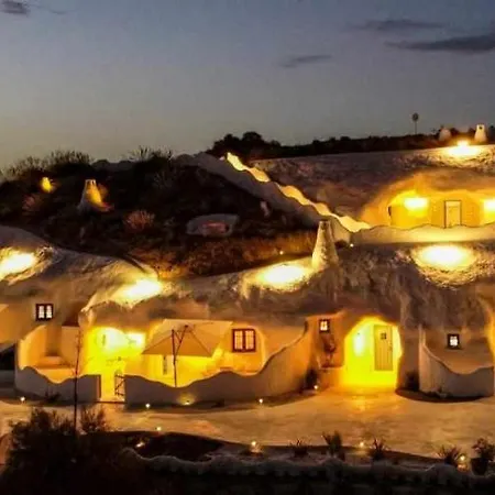 Complejo Cuevas Otto Casa rural Baza
